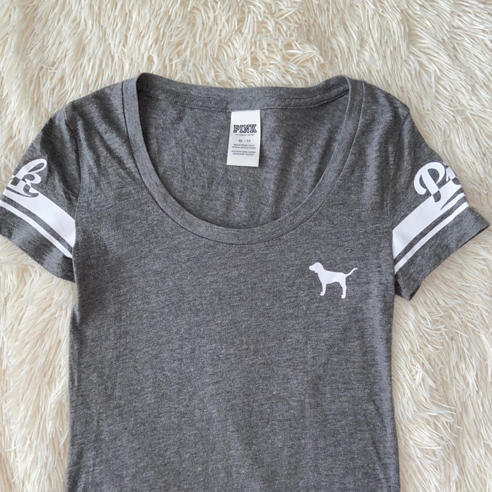 women’s pink shirt - Picture 2 of 3
